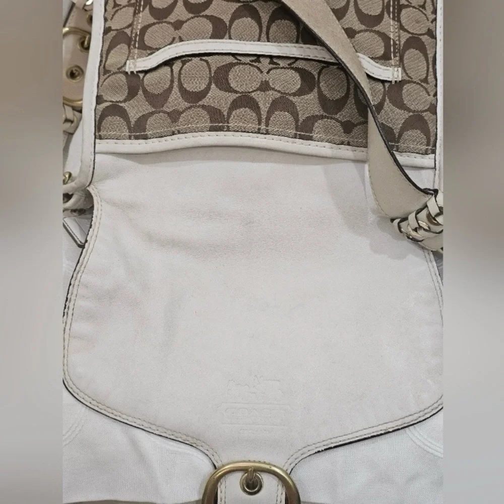 Coach Bleecker Khaki/Chalk Signature Flap Hobo GUC